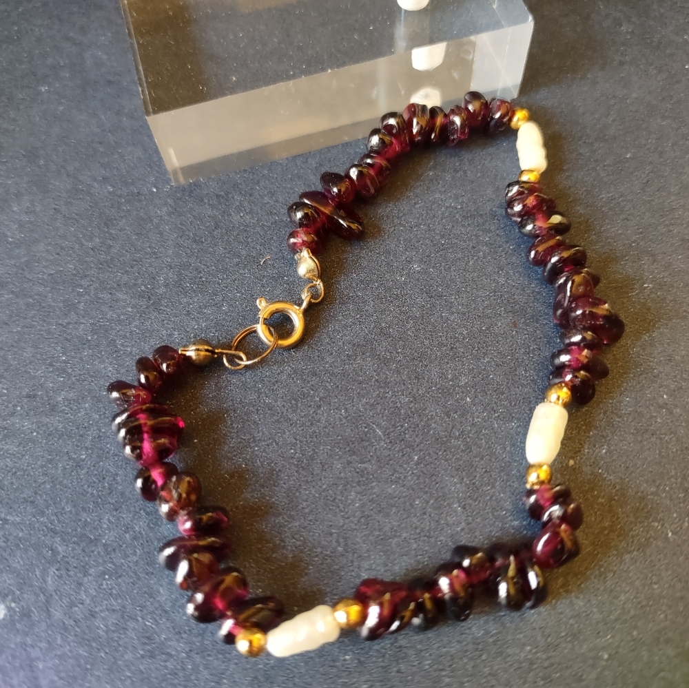 Garnet Stone & Rice Pearl Bead Bracelet 7"